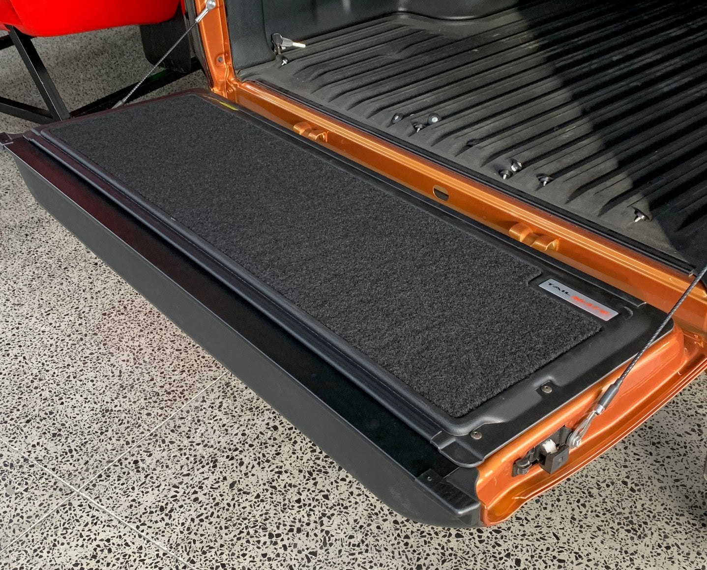 Nissan Navara NP300 2016-2020 -Full Tailgate Protector