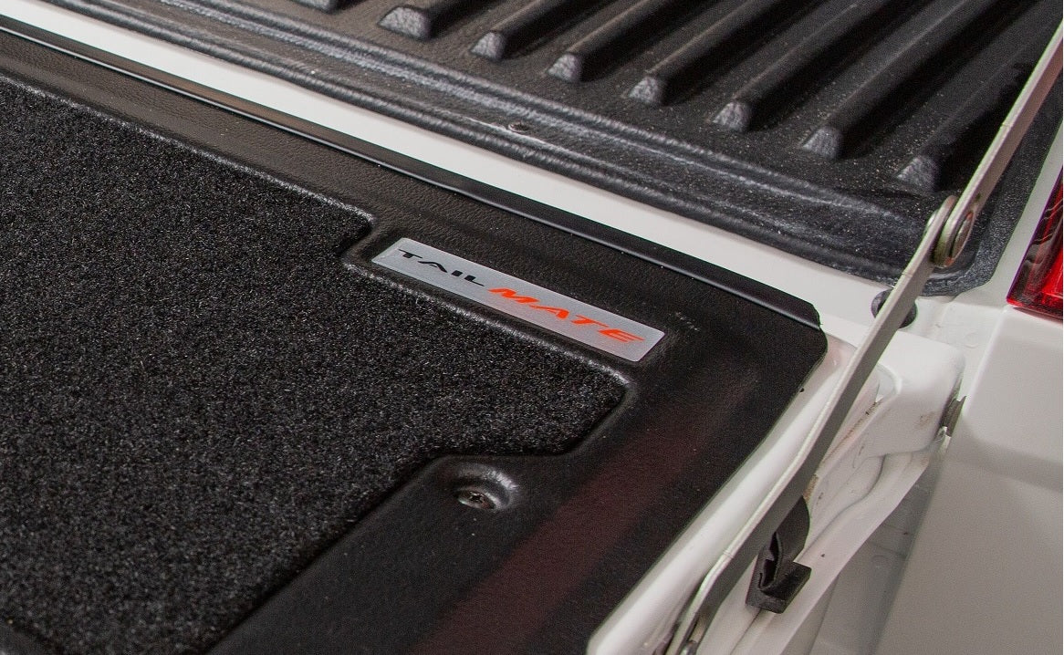 Toyota Hilux Travo Non-Slip Tailgate Protector