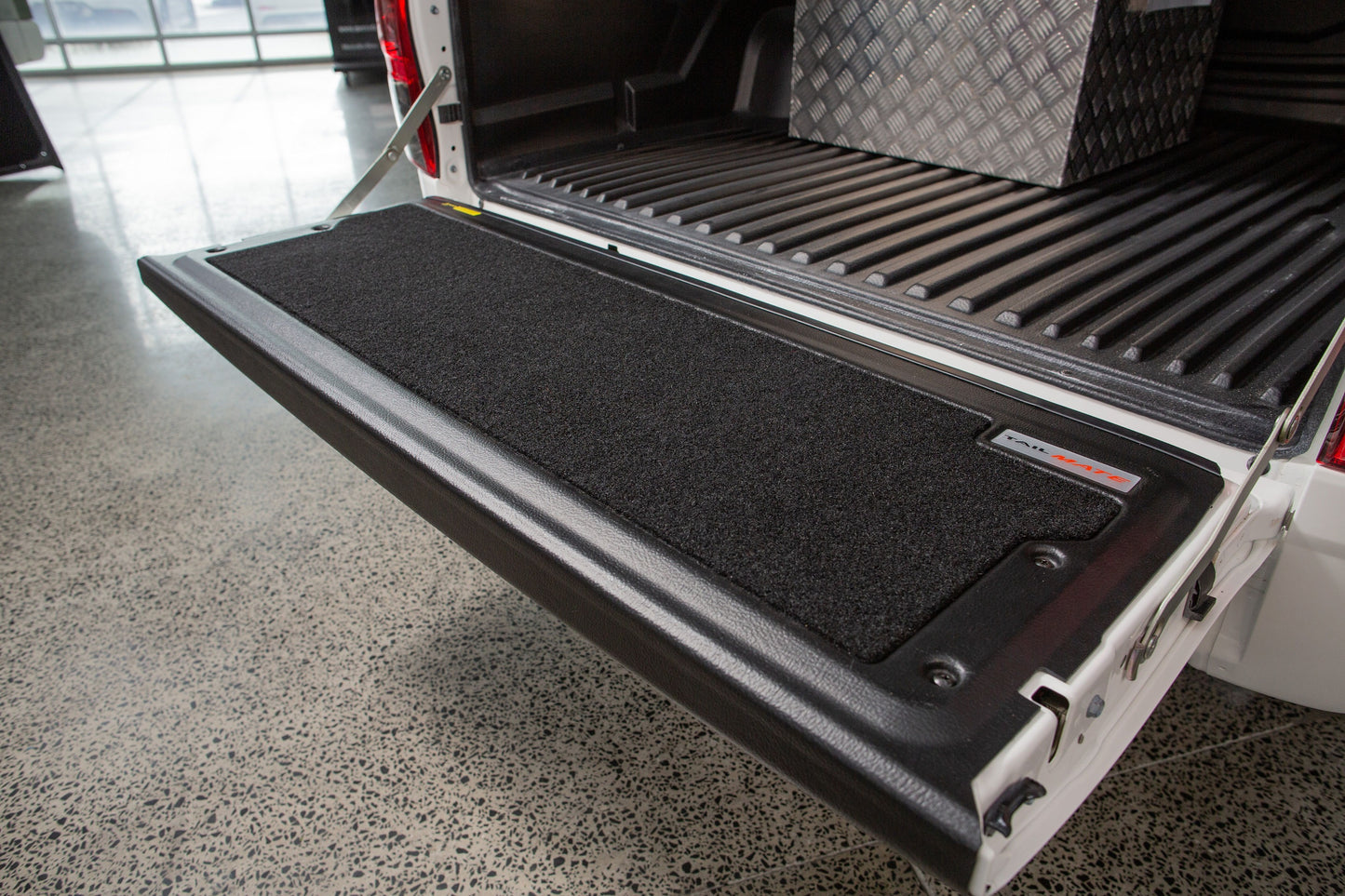 Toyota Hilux Travo Non-Slip Tailgate Protector